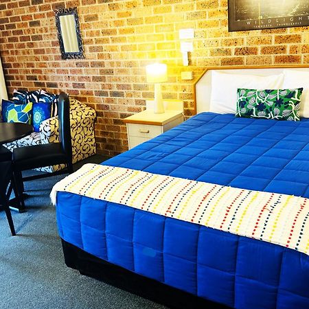 Town And Country Motor Inn Тамворт Екстер'єр фото